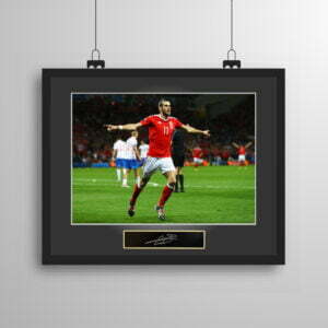 Signed & Framed Gareth Bale EURO 2016 Print